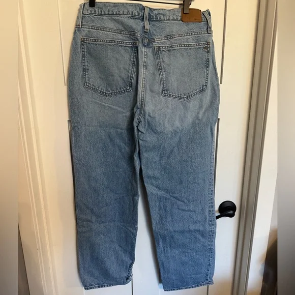 Madewell The Perfect Vintage Straight Jean - size 30 - Picture 2 of 4